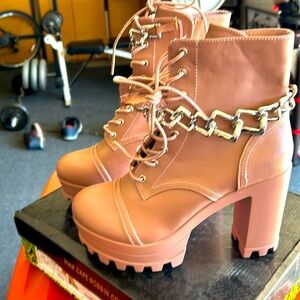 Cape cod new size 11 boots